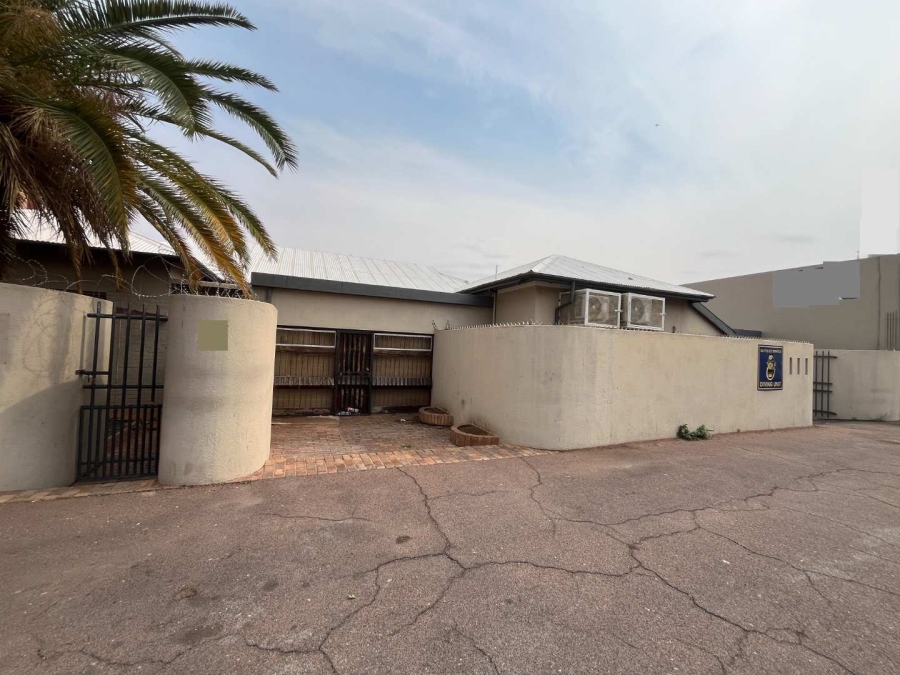 2 Bedroom Property for Sale in Upington Northern Cape